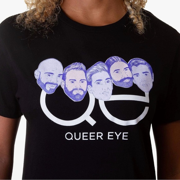 🏳️‍🌈 NWT! QE Unisex Cast Members Tshirt - Picture 2 of 6